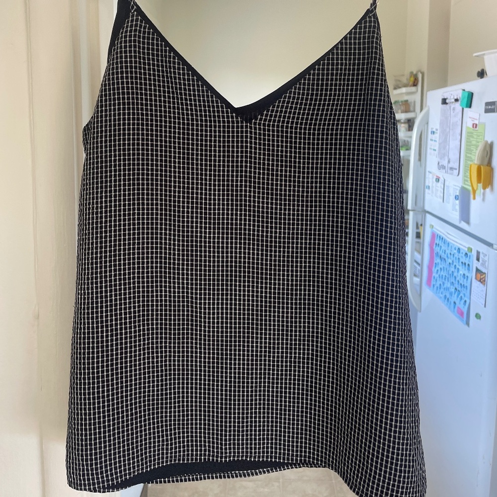 Chic tank